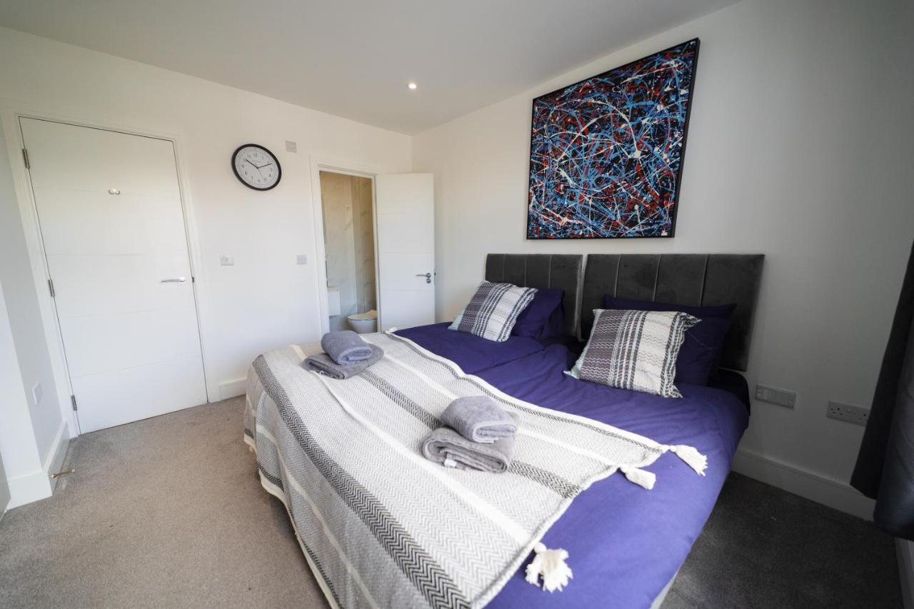 ヘンドンStar London Bell Lane 3-Bed Havenアパートメント エクステリア 写真